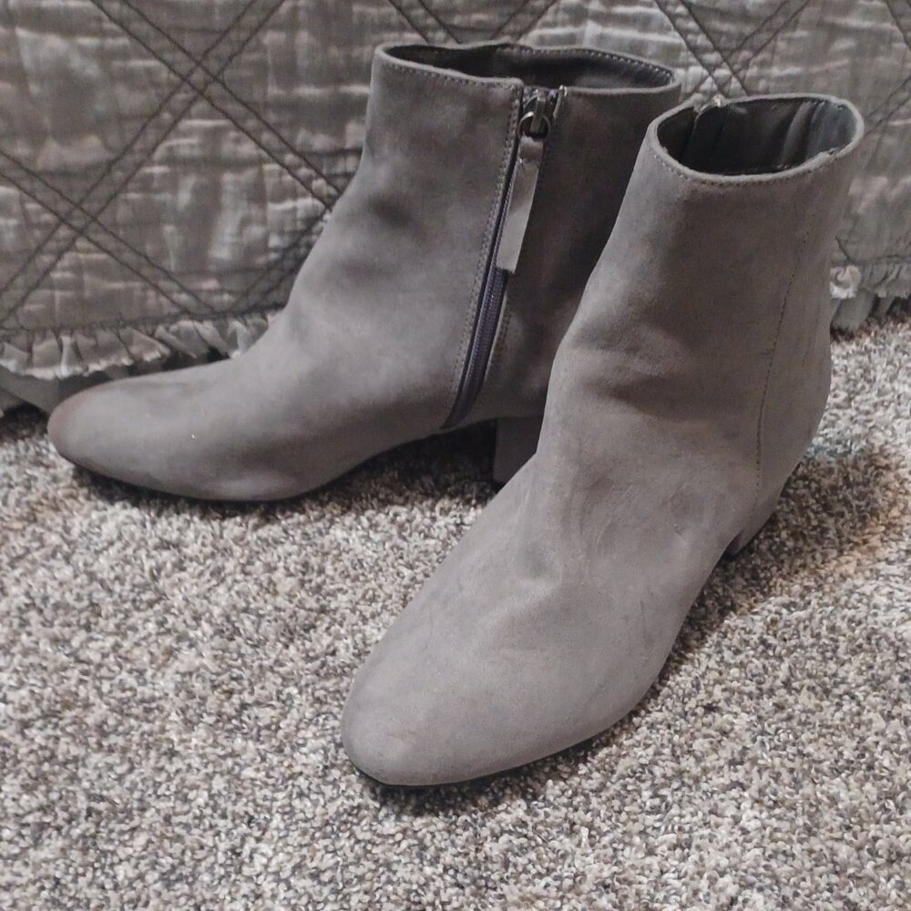 Women's boots
